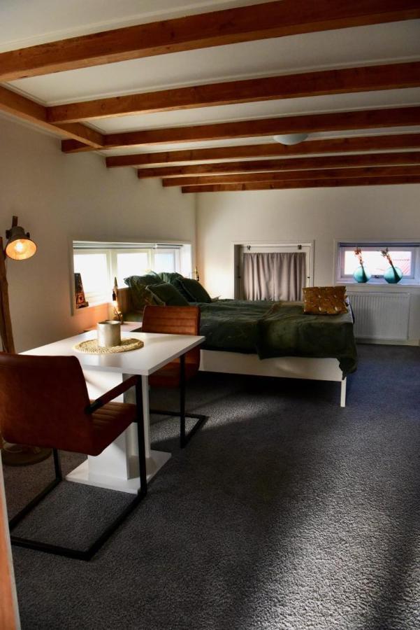 De Slaapmuts Bed & Breakfast Winsum  Bagian luar foto